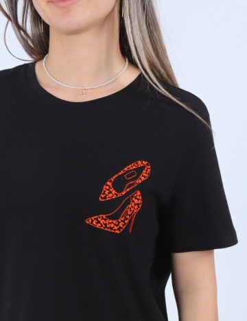 Tricou Pieces, negru