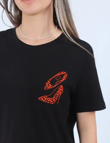 Tricou Pieces, negru
