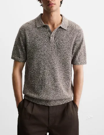 Tricou Zara, maro
