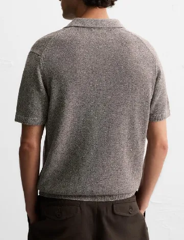 Tricou Zara, maro