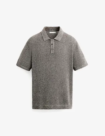 Tricou Zara, maro