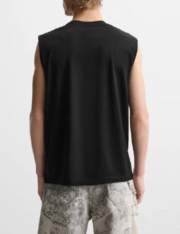 Maiou Zara, negru