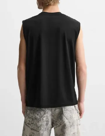 Maiou Zara, negru