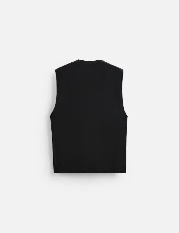 Maiou Zara, negru