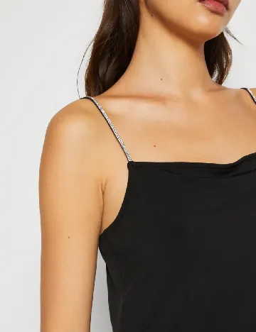 Maiou Pieces, negru