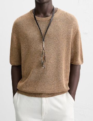 Tricou Zara, maro
