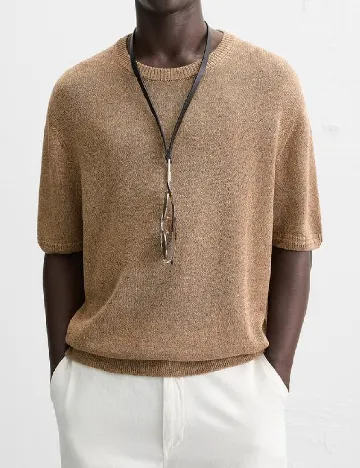 Tricou Zara, maro