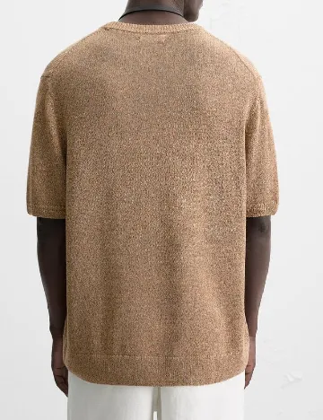 Tricou Zara, maro
