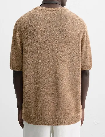 Tricou Zara, maro