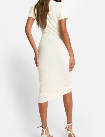 Rochie medie Boohoo, crem
