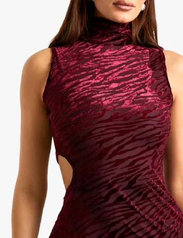 Rochie lunga Boohoo, visiniu