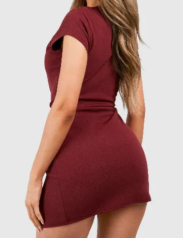 Rochie scurta Boohoo, visiniu