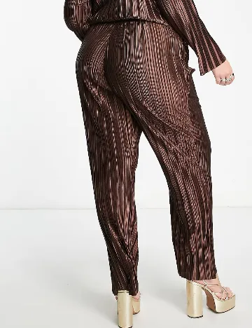 Pantaloni Urban Threads Plus Size, maro