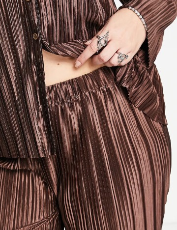 Pantaloni Urban Threads Plus Size, maro