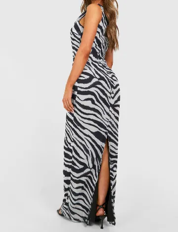 Rochie lunga Boohoo, animal print