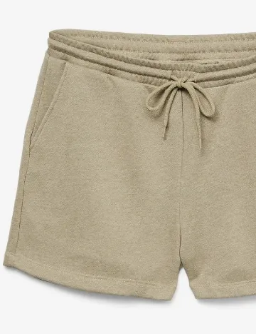 Pantaloni scurti Vero Moda, verde