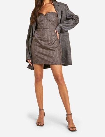 Rochie scurta Boohoo, maro