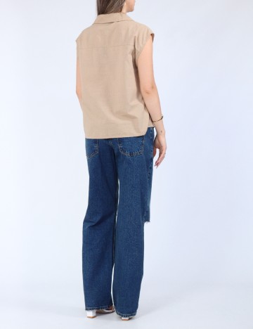 Camasa Pieces, maro