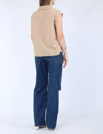 Camasa Pieces, maro