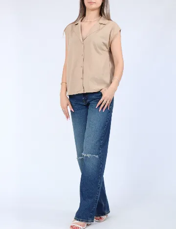 Camasa Pieces, maro