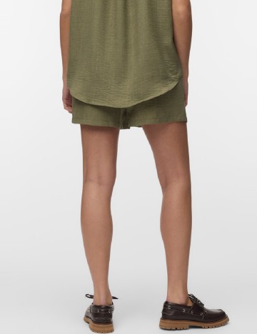 Pantaloni scurti Vero Moda, verde