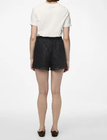 Pantaloni scurti Pieces, negru