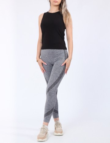 Maiou Pieces, negru