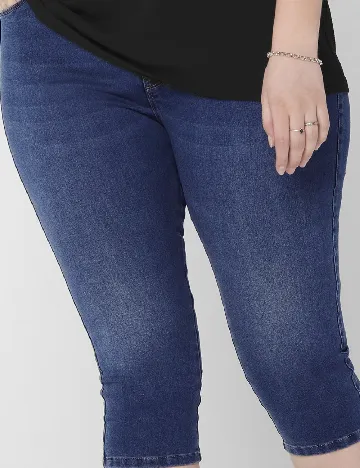 Pantaloni trei sferturi Only Carmakoma, bleumarin