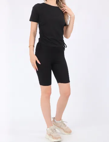 Tricou Pieces, negru