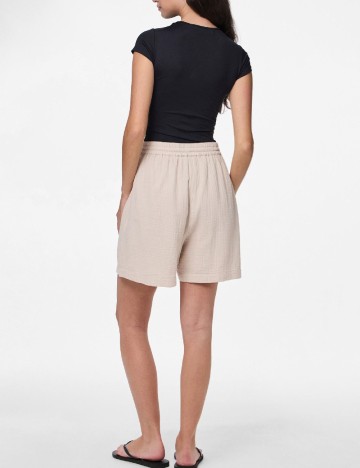 Pantaloni scurti Vero Moda, bej