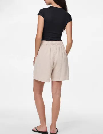 Pantaloni scurti Vero Moda, bej
