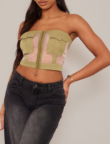 Top PRETTYLITTLETHING, verde