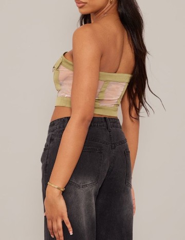 Top PRETTYLITTLETHING, verde