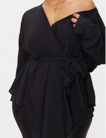 Camasa PRETTYLITTLETHING Plus Size, negru