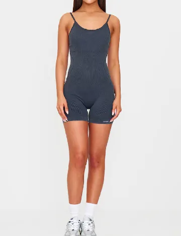 Salopeta PRETTYLITTLETHING, gri