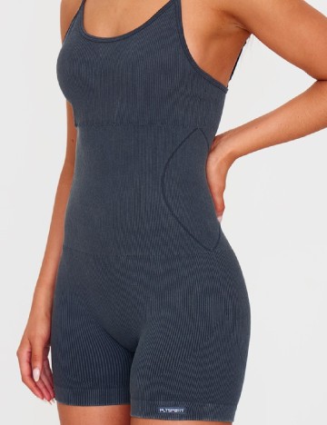 Salopeta PRETTYLITTLETHING, gri