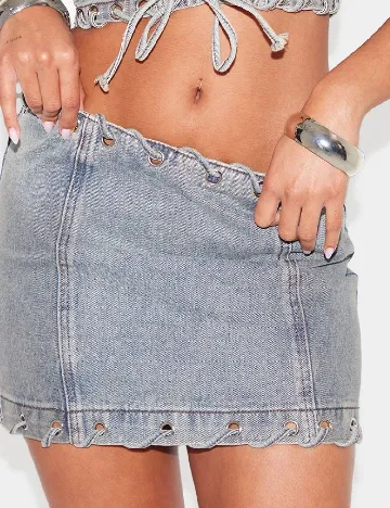 Fusta PRETTYLITTLETHING, negru