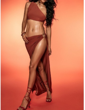 Top PRETTYLITTLETHING, maro