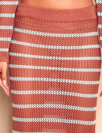 Fusta de plaja PRETTYLITTLETHING, maro