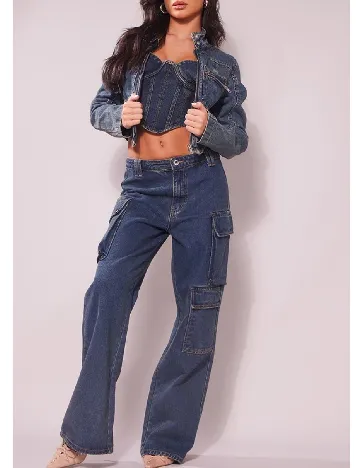 Top PRETTYLITTLETHING, albastru