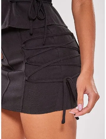 Fusta PRETTYLITTLETHING, negru