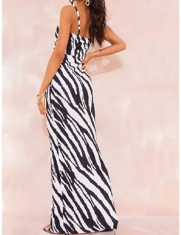 Rochie lunga PRETTYLITTLETHING, negru