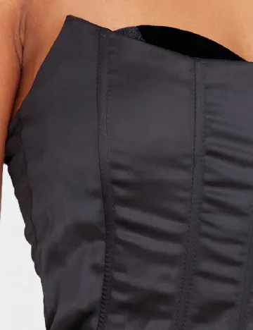Corset PRETTYLITTLETHING, negru Negru