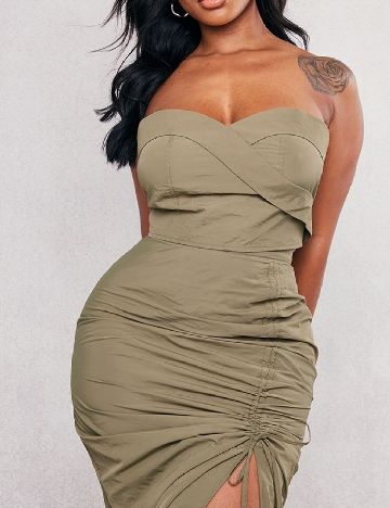 Top PRETTYLITTLETHING, verde