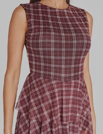 Salopeta PRETTYLITTLETHING, visiniu Rosu