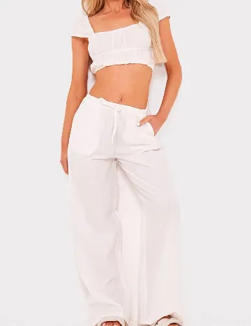 Top PRETTYLITTLETHING, alb