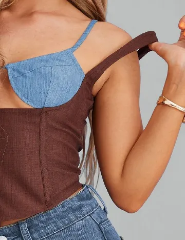 Top PRETTYLITTLETHING, albastru/maro