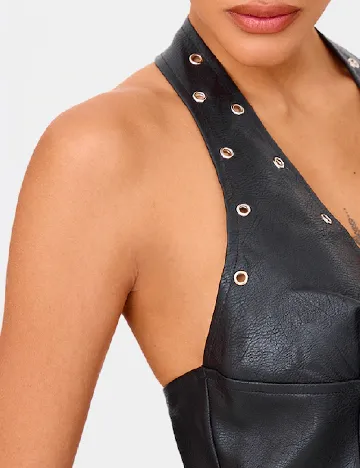 Top PRETTYLITTLETHING, negru