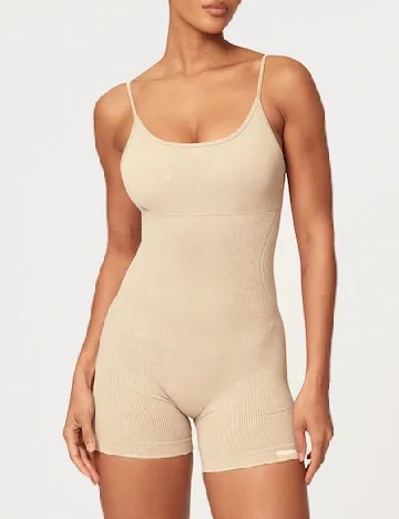 Salopeta PRETTYLITTLETHING, crem