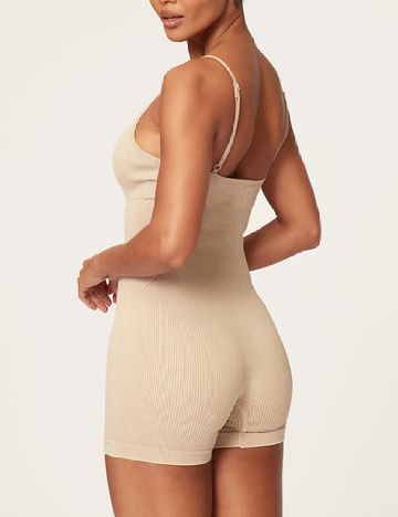 Salopeta PRETTYLITTLETHING, crem